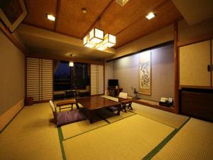 【客室05】鳳凰