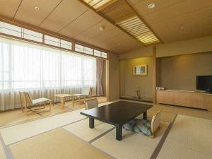 花館の客室一例・西に岩木山、東に八甲田連峰を見渡せます