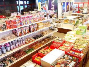 ◇長崎各地の名物が揃っている「売店」