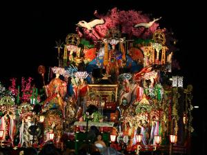 八戸三社大祭の様子