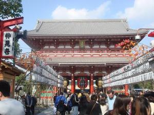仲見世通り