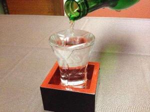 【地酒】地元の新酒の枡酒