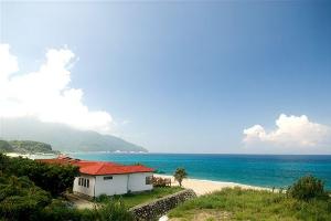 海亀の産卵で有名な永田いなか浜に面したマリンブルー屋久島