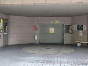 立体駐車場（宿泊1泊に付き900円、会議宴会利用者は3時間までは無料）車高1,55ｍまで入庫可
