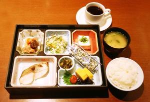 朝食（魚）