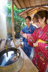 温泉のお湯で作るゆで卵は格別です