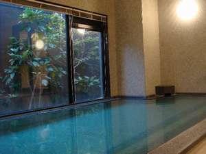 男女別大浴場　１5：００～２：００、５：００～９：００まで利用可能です