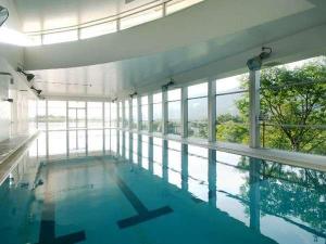 室内温水プール (7月13日～8月末) (1000～17：00）