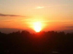 ロビーからの夕日