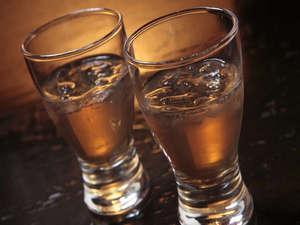 旬の果物を使った手作りの果実酒をお楽しみ下さいませ。