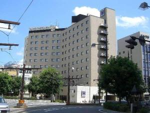 【外観】路面電車の電停から見えます!