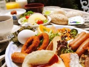 朝食の一例です。一日の元気はおいしい朝食から♪是非ご賞味ください！