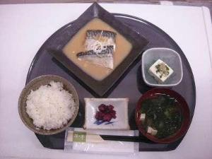 夕食付プラン（さば味噌煮定食）味がしっかりと染みていてはっきり言っておいしいです♪