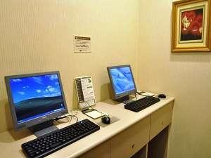 【ネットコーナー】その他、全客室LANケーブル設置・レンタルパソコン1泊1000円