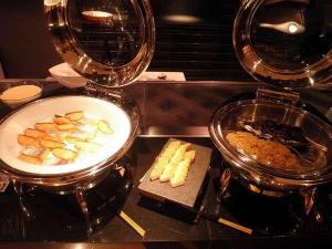 朝食バイキング