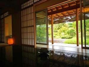 露天風呂付客室一例「霧壺」