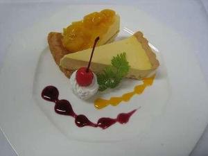 １階のカフェ『サンマルコ』のケーキセット。たまにはゆっくりお茶しませんか。