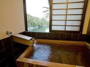 離れ部屋檜風呂