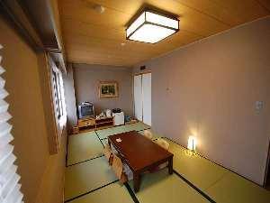 ☆手足を伸ばしてゆっくり寛ぐなら、和室もおすすめです♪