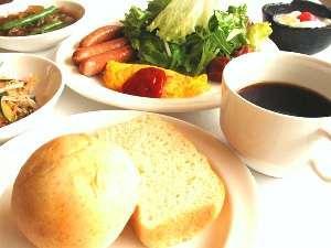 １日の始まりは栄養満点の朝食から☆