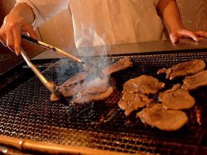 【和風海鮮バイキング】仙台名物・牛タンも人気です！