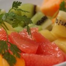 朝食：果物（イメージ）