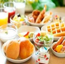 ■朝食：和洋食バイキング(パン)