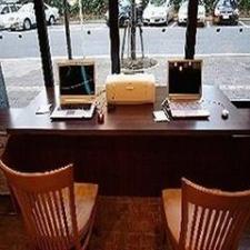 無料インターネットコーナー