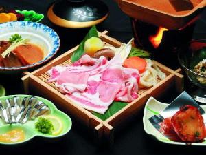 昼ランチの薩摩料理膳。鹿児島の郷土料理です。