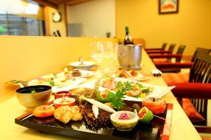 【山下料理長の和洋おまかせ会席】料亭のカウンター席で土佐の珍しい食材に舌鼓(*＾0＾*)/