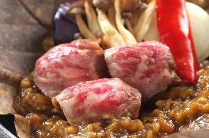 ≪やっぱりお肉も食べたい！≫黒毛和牛朴葉味噌焼き