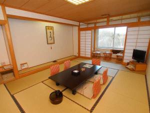 【新館　花さらさ館(12畳)】広々とした空間でごゆっくりとお寛ぎ下さい。