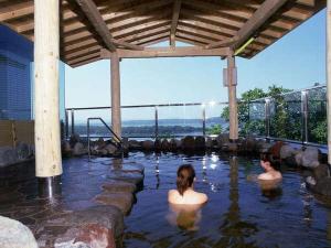 展望露天風呂から眼下に広がる網走湖が眺望できます。