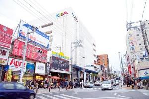 国際通り (徒歩15分〜20分)