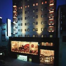 外観(夜)