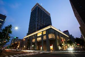 外観・夜(3)