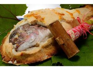 お祝いには鯛の塩釜がおすすめです