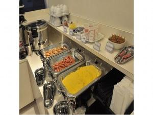 朝食は和洋食バイキングをご用意しております。