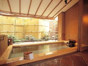 貸切露天風呂　山吹（庭園風） 