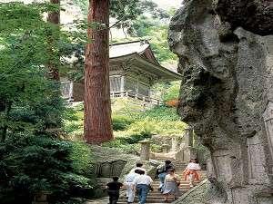 【山寺】ホテルから車で２５分ほど