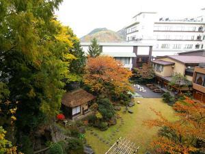 秋の日本庭園