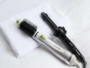 【貸出備品】女性の必需品ヘアアイロン、くるくるドライヤー：数に限りがございます