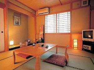 禁煙和室８畳(洗浄機付きトイレ・洗面所付き、風呂なし)