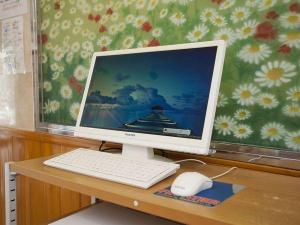ロビーにインターネット閲覧用無料PCをご準備いたしております。情報収集・観光地検索などにご活用ください。