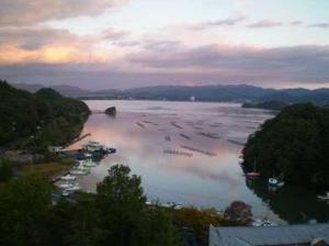 お部屋から眺める久美浜湾の夕焼け