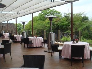 1階『THE　GARDEN　TERRACE』　テラス