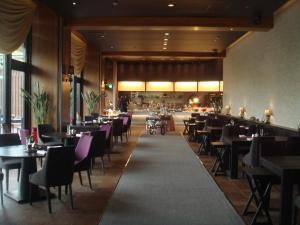 1階『THE　GARDEN　TERRACE』　店内