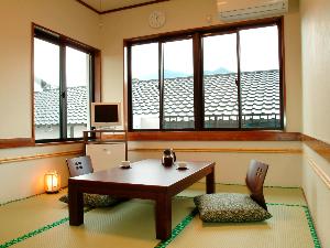 １〜２名利用いただける和室です