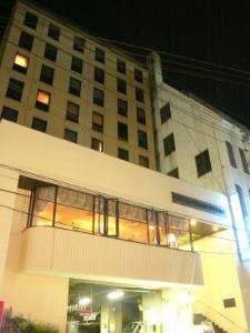 外観写真（夜）
