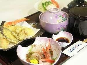●ビジネスプランの夕食例●メイン料理は月変わりで９種類からお選びいただけます♪